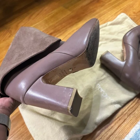 Stuart Weitzman Women's Dark Brown Heeled Boots - Picture 3 of 5